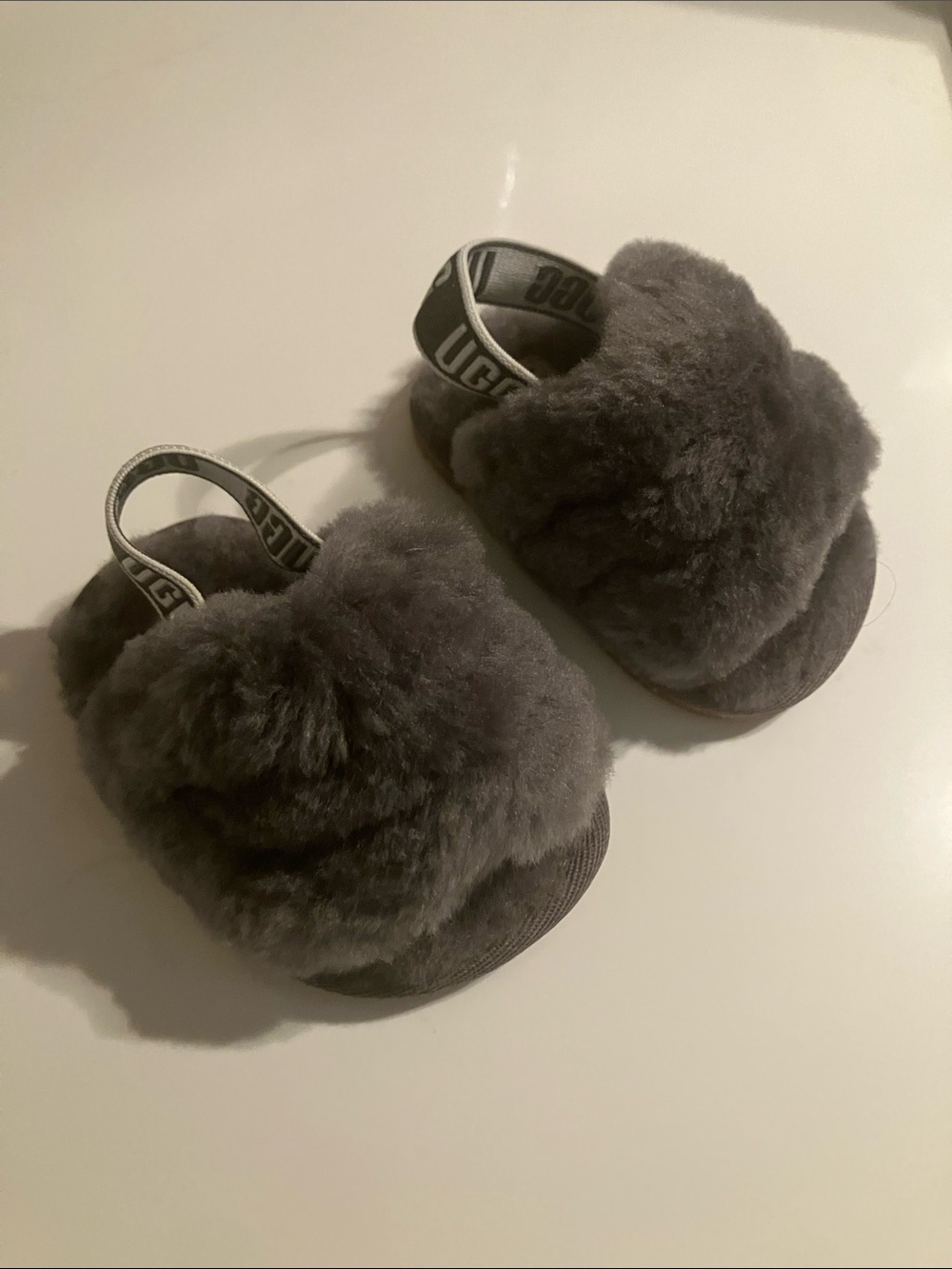 UGG Kids Plush Fluff Slippers - Gray 02/03